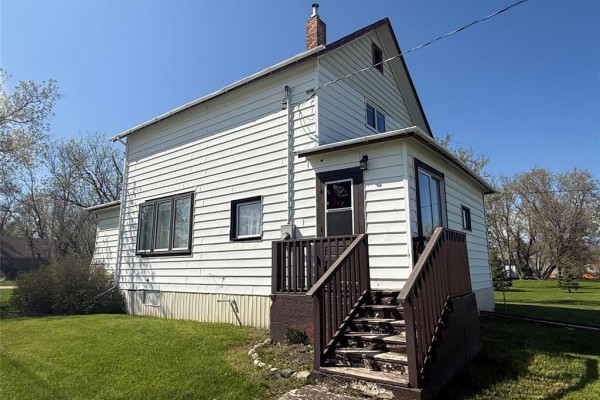 Living room - 27 Neil Street, Kelwood, MB R0J0Y0 Photo 2