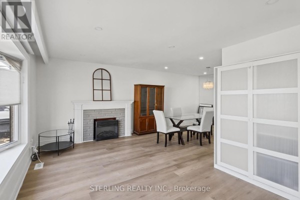 Dining room - 27 Oakmeadow Boulevard, Toronto, ON M1E4G3 Photo 4