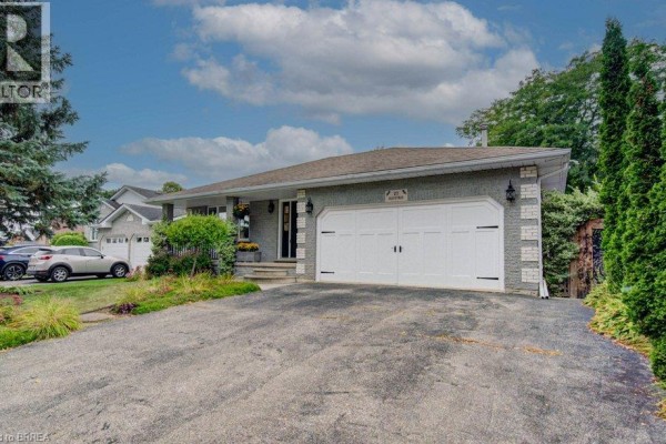 Recreation room - 27 Olivetree Road, Brantford, ON N3R5E9 Photo 2