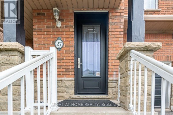 27 Panorama Way, Hamilton, ON, photo 3