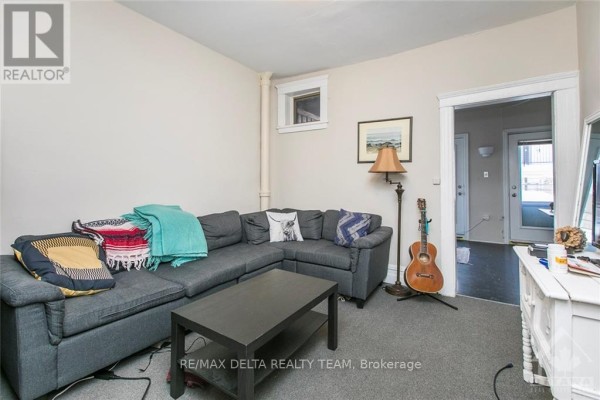 27 Perkins Street, Ottawa, ON K1R7G4 Photo 5