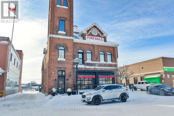 27 Peter Street N, Orillia, ON, photo 2