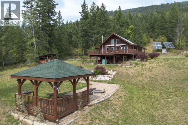 Recreation room - 27 Pine Road, Cherryville, BC V0E2G3 Photo 4