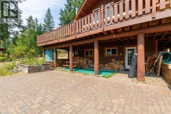 2pc Ensuite bath - 27 Pine Road, Cherryville, BC V0E2G3 Photo 5