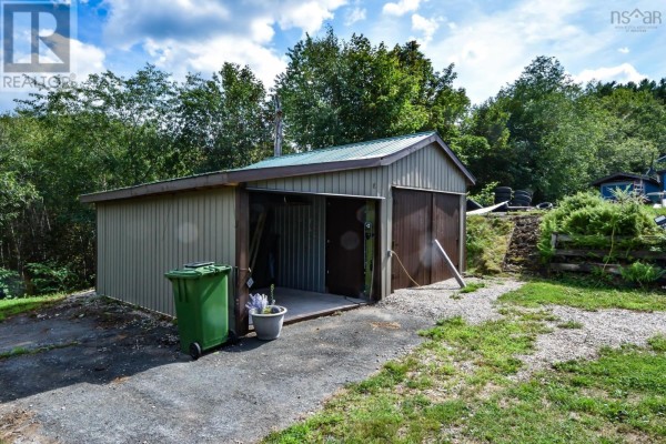 Primary Bedroom - 27 Riverview Drive, Bridgewater, NS B4V3A1 Photo 4