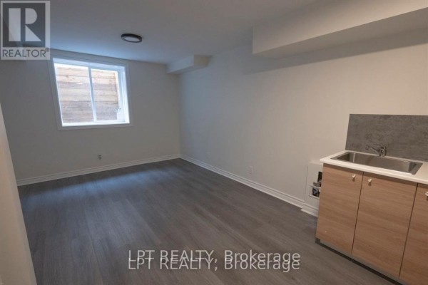 27 Rockcress Gardens, Ottawa, ON, photo 3