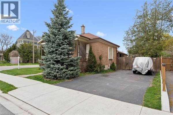 27 Roseview Avenue, Cambridge, ON, photo 3