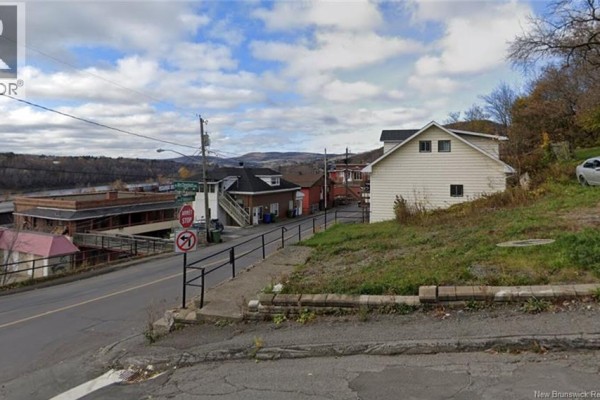 27 Rue D'amours, Edmundston, NB E3V1Y1 Photo 5