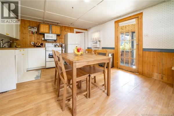 27 Satinwood Avenue, Pointe Du Chene, NB, photo 3