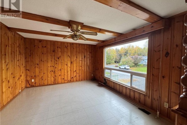 27 Spruce Street, Temagami, ON P0H2H0 Photo 5