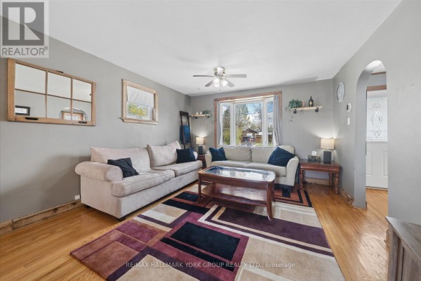 Primary Bedroom - 27 St Paul Street, Kawartha Lakes, ON K9V1S3 Photo 4