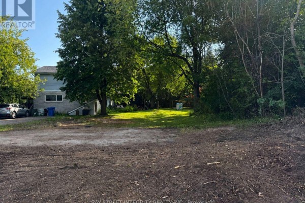 27 Thompson Drive, Georgina, ON L0E1L0 Photo 3