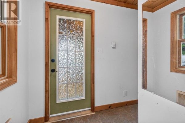 Bath (# pieces 1-6) - 27 Towers Avenue, Gander, NL A1V2M2 Photo 2