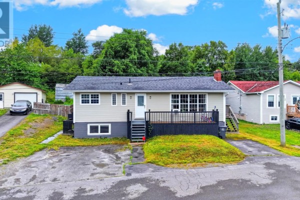 27 Valley Road, Clarenville, NL, photo 3