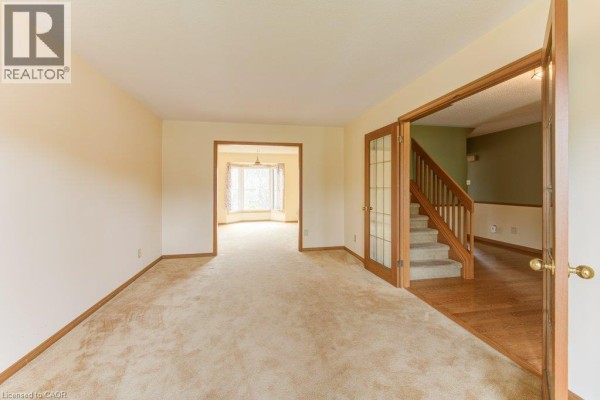 4pc Ensuite bath - 27 Walmer Gardens, London, ON N6G4H4 Photo 5