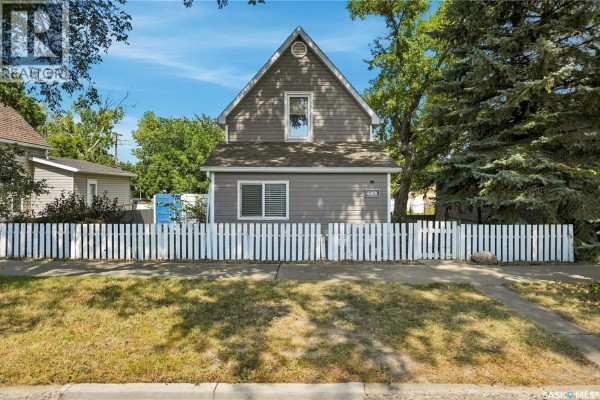 270 Duffield Street W, Moose Jaw