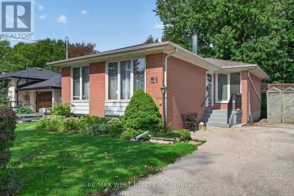 270 Homewood Avenue, Toronto, ON, photo 3
