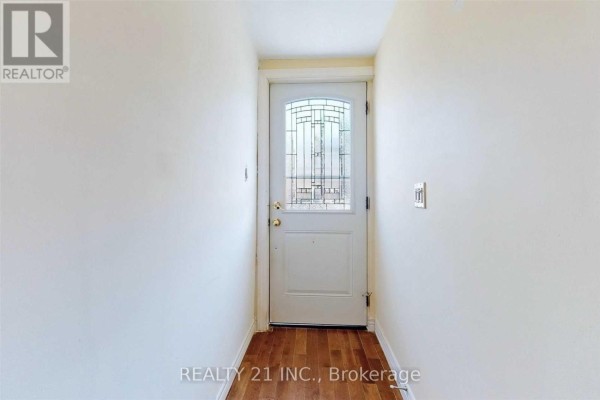 Dining room - 270 Linsmore Crescent, Toronto, ON M4J4L7 Photo 2