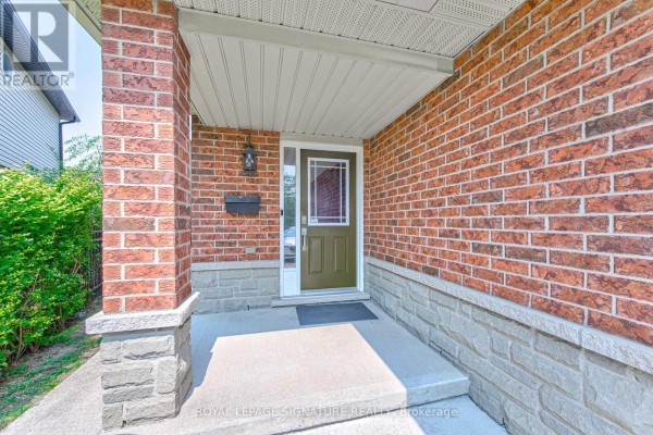 270 Springvalley Crescent, Hamilton, ON, photo 3