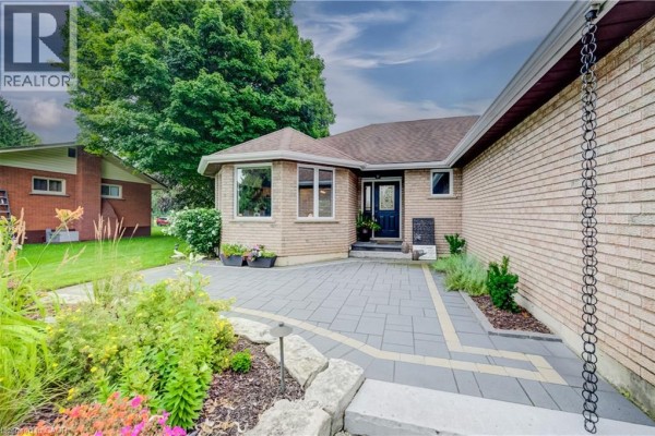 270 Talbot Street, Courtland, ON, photo 3