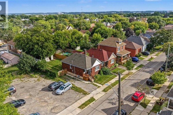 270 Weir Street N, Hamilton, ON, photo 3