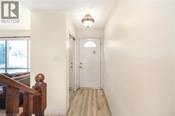 Recreation room - 2700 E Barton Street E Unit# 5, Hamilton, ON L8E2J7 Photo 2
