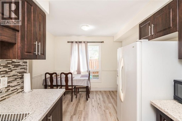 Primary Bedroom - 2700 E Barton Street E Unit# 5, Hamilton, ON L8E2J7 Photo 5
