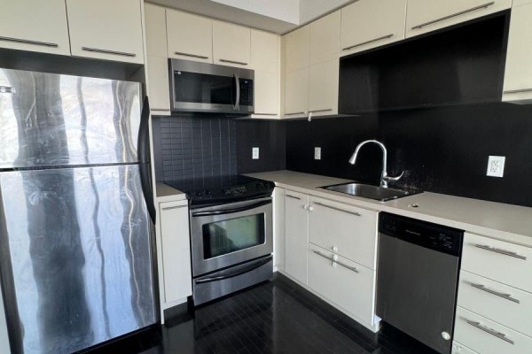 2701 - 25 Carlton Street, Toronto, ON M5B1L4 Photo 2