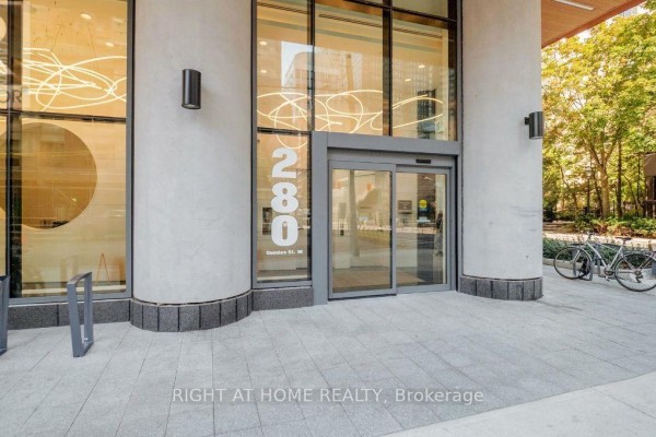 2701 - 280 Dundas Street W, Toronto, ON M5T0E3 Photo 4