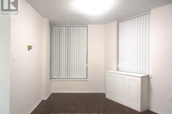 Dining room - 2702 - 270 Queens Quay W, Toronto, ON M5J2N4 Photo 4