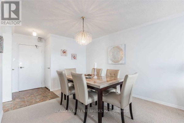 2702 - 3100 Kirwin Avenue, Mississauga, ON, photo 2
