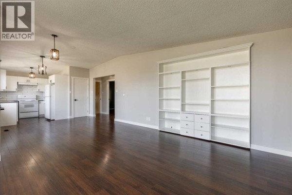 Dining room - 2702 11 Avenue N, Lethbridge, AB T1H1N4 Photo 5