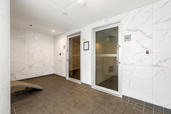 2702 13768 100 Avenue, Surrey, BC V3T0V2 Photo 5