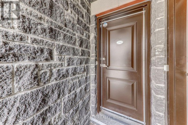 2704 - 2 Gable Hurst Way, Markham, ON, photo 3