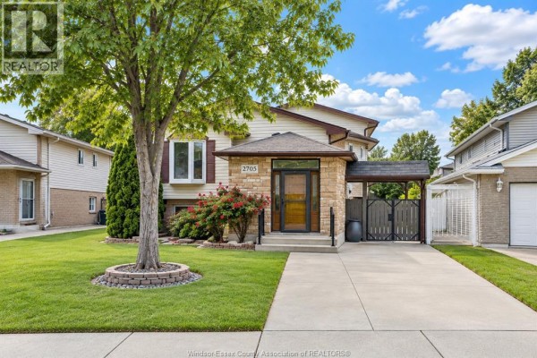 2705 Robert, Windsor, ON, photo 3