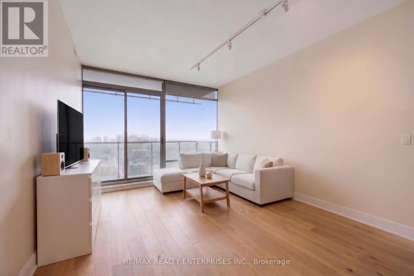 2706 - 18 Yorkville Avenue W, Toronto, ON M4W3Y8 Photo 4