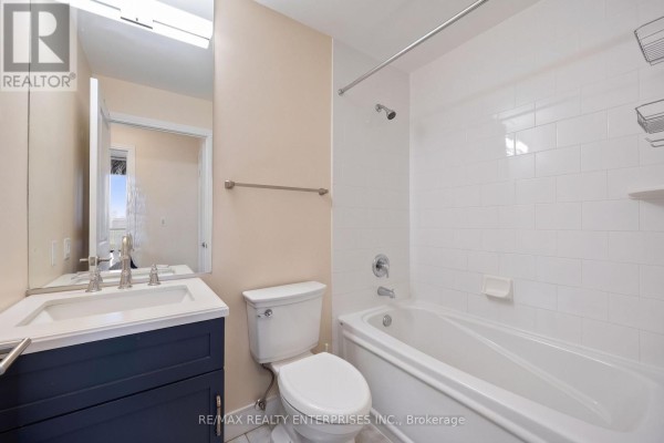 2706 - 18 Yorkville Avenue W, Toronto, ON M4W3Y8 Photo 5