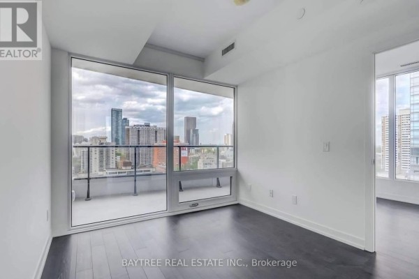 2706 - 85 Wood Street, Toronto, ON M4Y0E8 Photo 5