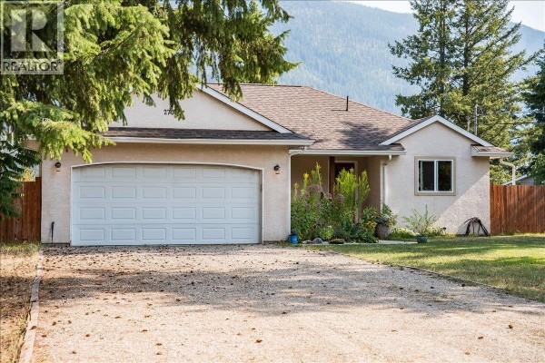 Storage - 2706 Jacks Crescent, South Slocan, BC V0G2G1 Photo 2