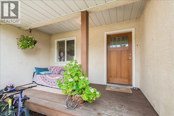 Bedroom - 2706 Jacks Crescent, South Slocan, BC V0G2G1 Photo 5