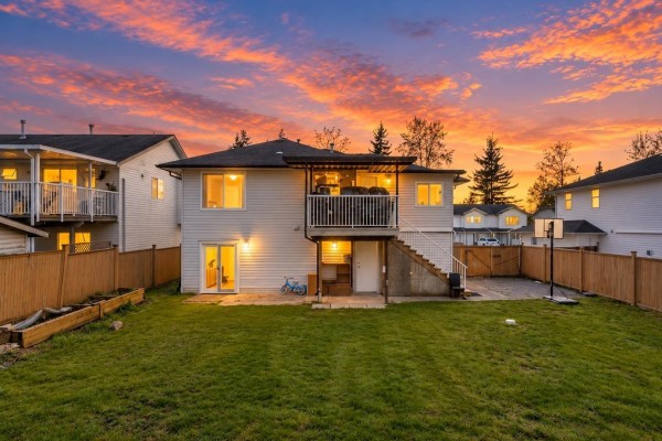 2706 Mitchell Street, Abbotsford, BC V2T5G4 Photo 3