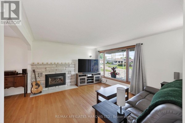 2706 Ross Avenue, Cornwall, ON K6K1E5 Photo 2