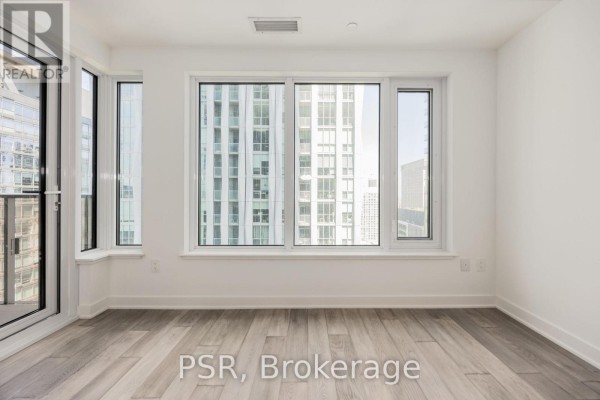 Media - 2707 - 11 Yorkville Avenue, Toronto, ON M4W0B7 Photo 5