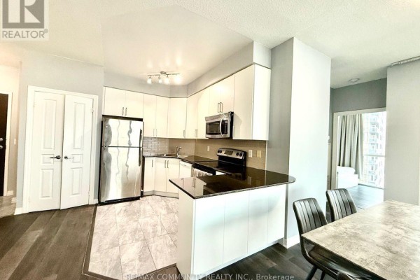 Dining room - 2707 - 225 Webb Drive, Mississauga, ON L5B4P2 Photo 2
