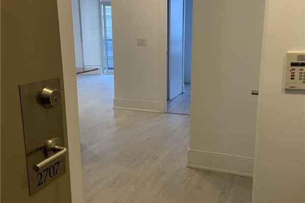 2707 - 330 Burnhamthorpe Road, Mississauga