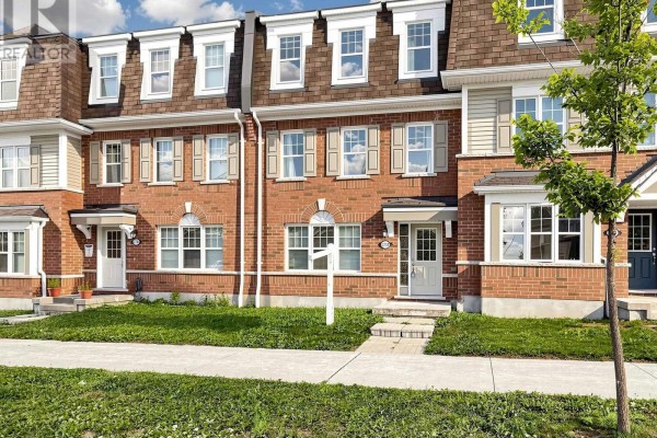 2708 Burkholder Drive, Pickering, ON, photo 2