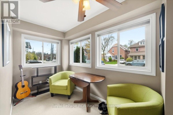 271 7th Street E, Owen Sound, ON, photo 2