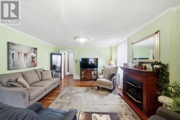 271 7th Street E, Owen Sound, ON N4K1H8 Photo 5