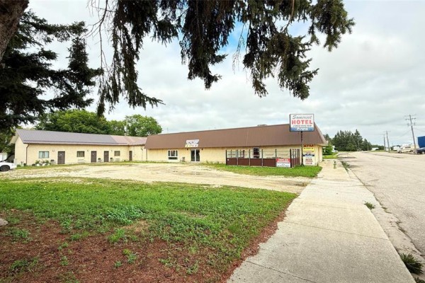271 Carlton Avenue, Somerset, MB, photo 2