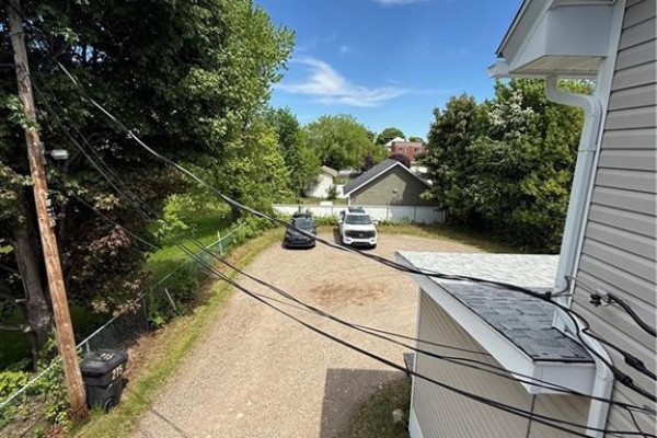 271-275 Douglas Avenue, Bathurst, NB E2A1N1 Photo 3